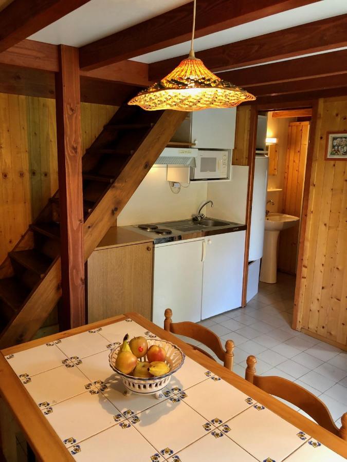 Chalet Dans Le Parc D'Un Manoir Du Xixeme Angles  Esterno foto